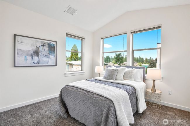 1214 N Northgate Way, Townhouse with 3 bedrooms, 2 bathrooms and 1 parking in Seattle WA | Image 29