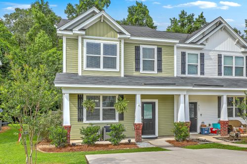 9101 Parlor Dr, Ladson, SC, 29456-5530 | Card Image