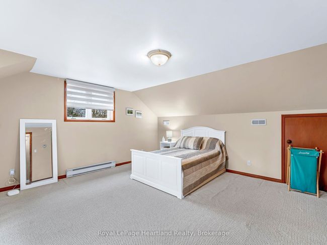 81366 Champlain Blvd, House other with 3 bedrooms, 2 bathrooms and 8 parking in Goderich ON | Image 39