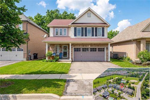 18 Starlight Ave, Breslau, ON, N0B1M0 | Card Image