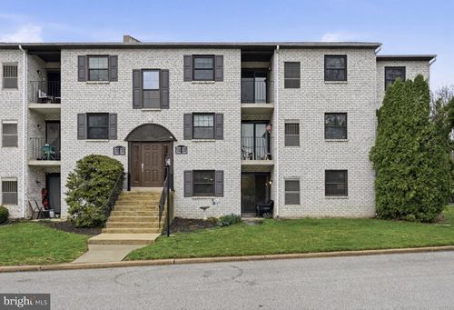 2905 Eagle Rd, WEST CHESTER, PA, 19382-6327 | Card Image