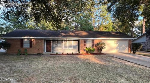 2336 Castle Hill Dr, Jackson, MS, 39204-5232 | Card Image