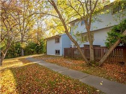 4819 Grenwich Way N, Oakdale, MN, 55128-2036 | Card Image