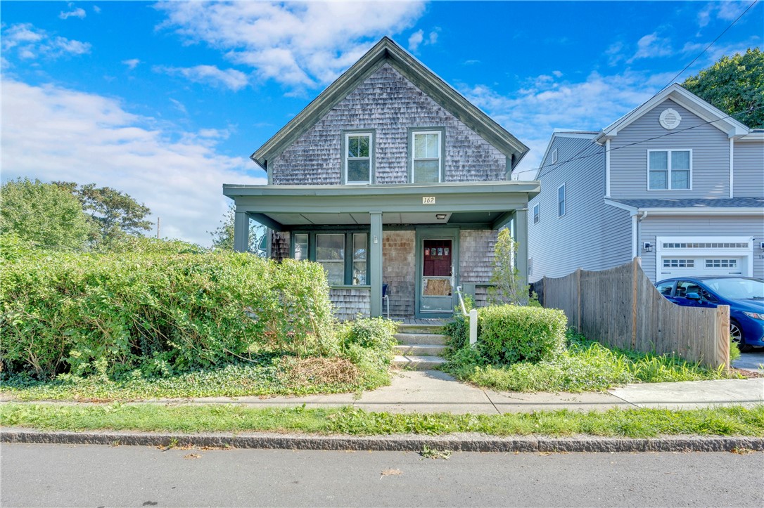 Juniper St, East Providence, RI 02914