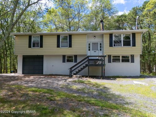 395 Mallard Lane, Bushkill, PA, 18324 | Card Image