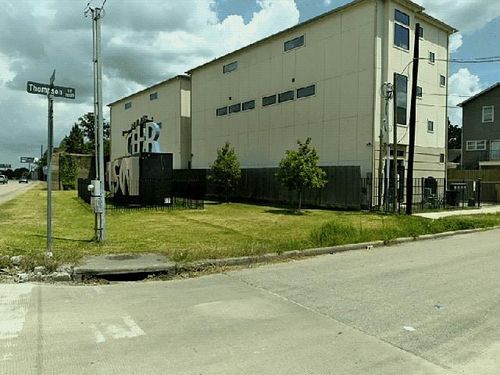 1816 Thompson St, Houston, TX, 77007-2329 | Card Image