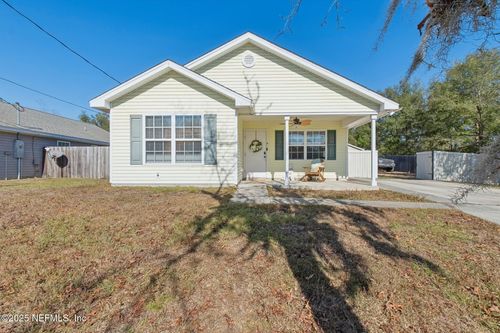 312 3rd Way, Interlachen, FL, 32148-6900 | Card Image