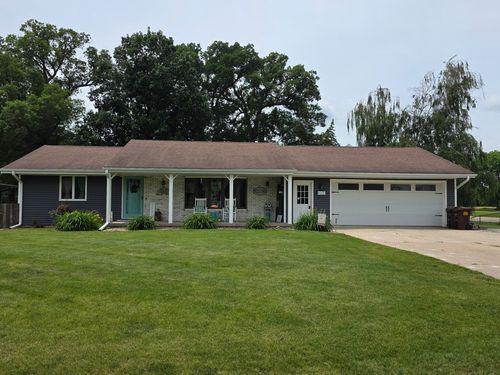 304 Tree Ln, PROPHETSTOWN, IL, 61277-9118 | Card Image