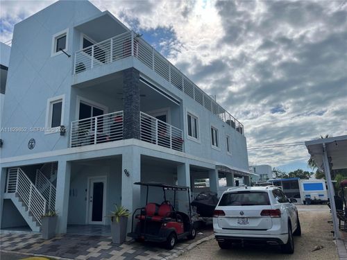 96-325 Calusa St, Key Largo, FL, 33037-2641 | Card Image