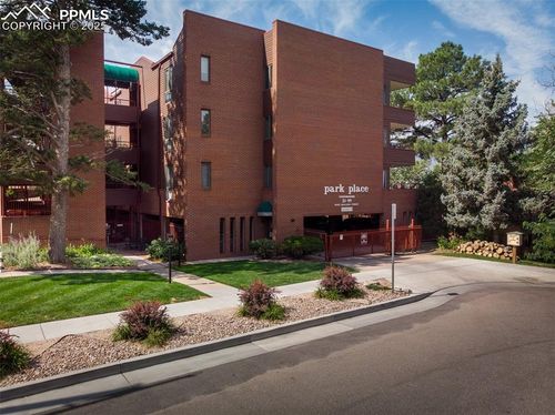 65 W Boulder St, Colorado Springs, CO, 80903-3371 | Card Image