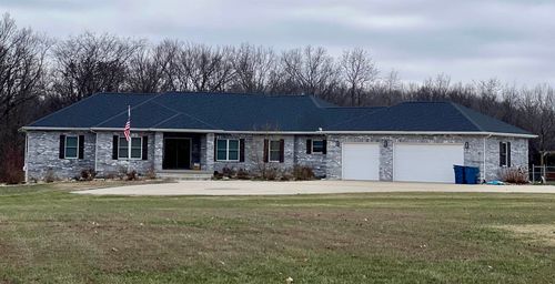 5942 E Houston Rd, Woodlawn, IL, 62898-2716 | Card Image