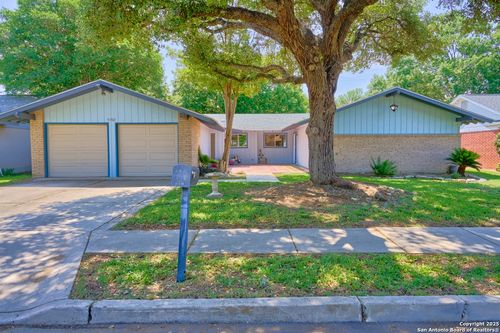 9702 Lantana Dr, San Antonio, TX, 78217-4519 | Card Image