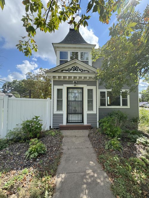 410 W Main St, Cameron, WI, 54822-8714 | Card Image