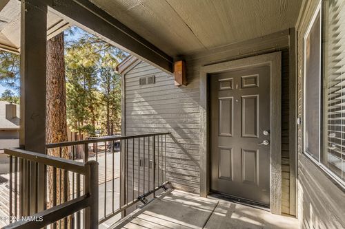 218-1385 W University Ave, Flagstaff, AZ, 86001-7131 | Card Image