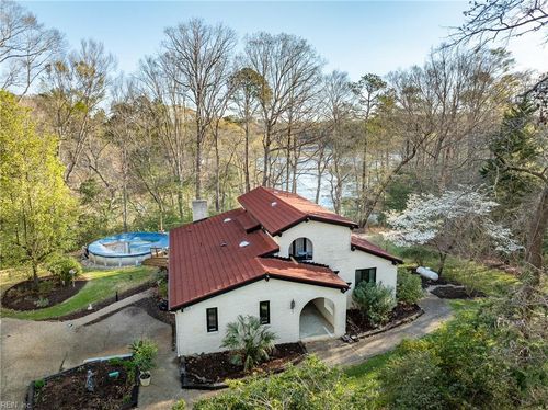 15465 Holly Dr, Smithfield, VA, 23430-3132 | Card Image