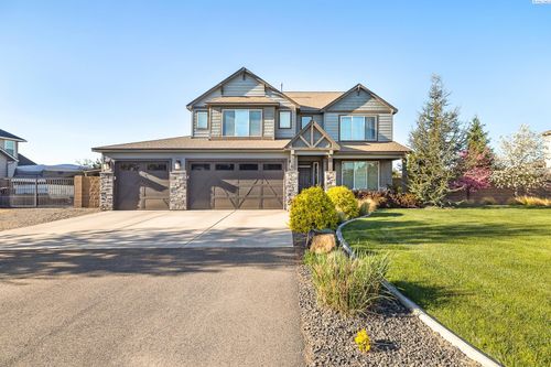 6525 Saddlebred Loop, Pasco, WA, 99301-8059 | Card Image