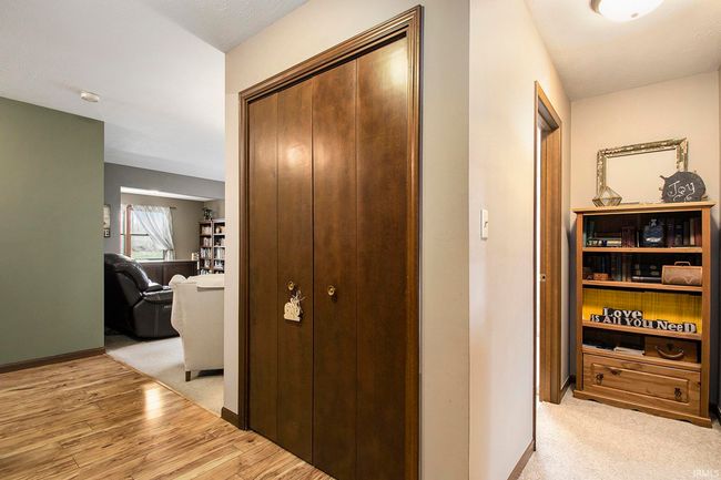 3720 Oak Ridge Dr, House other with 5 bedrooms, 4 bathrooms and null parking in Elkhart IN | Image 15