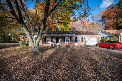 200 Stubbs Dr, Chesapeake, VA, 23323-3120 | Card Image