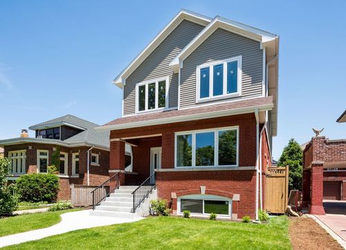 4141 N Dickinson Ave, Chicago, IL, 60641-1712 | Card Image