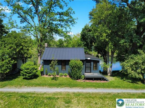 1855 S Delaware Dr, Easton, PA, 18042-9612 | Card Image