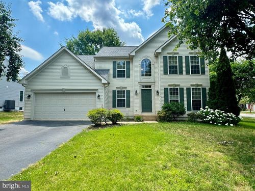 2 Swedish Elm Cir, STAFFORD, VA, 22554-7918 | Card Image