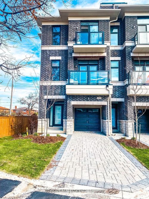 3038 Islington Ave, North York, ON, M9L0A6 | Card Image