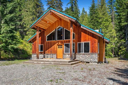 251 Kachess River Rd, Easton, WA, 98925-5995 | Card Image