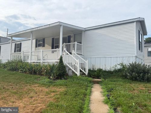 5 Sunrise Dr, Hershey, PA, 17033-1160 | Card Image