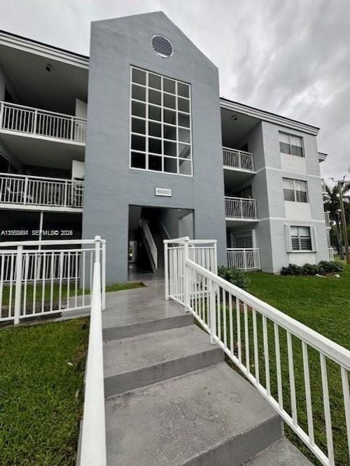 103-8620 Sw 212th St, Cutler Bay, FL, 33189-3384 | Card Image