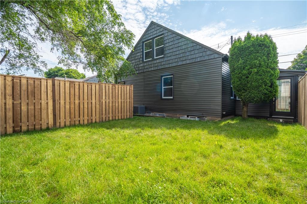 Residential Lease in Hamilton 4