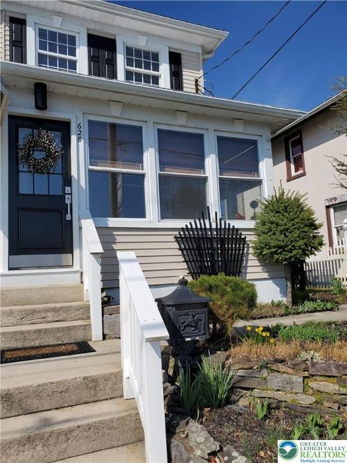 628 Coal St, Lehighton Borough, PA, 18235-1320 | Card Image