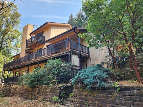16750 S Stone Hill Dr, Molalla, OR, 97038-8688 | Card Image