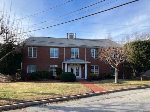5-33 College Hill Rd, Warwick, RI, 02886-2776 | Card Image