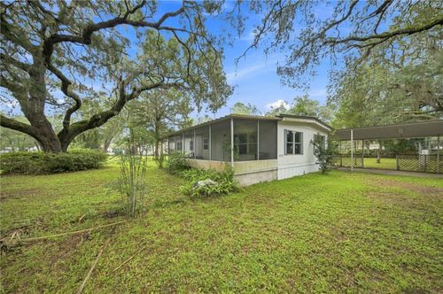 15470 Ne Highway 314, SILVER SPRINGS, FL, 34488-2944 | Card Image