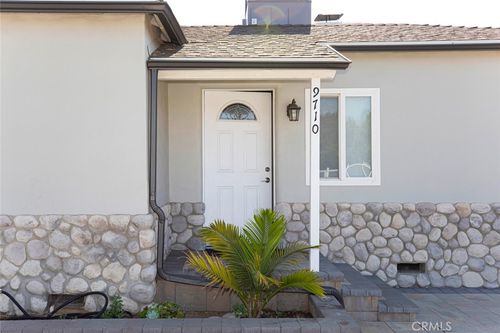 9710 Helen Ave, Shadow Hills, CA, 91040-1322 | Card Image