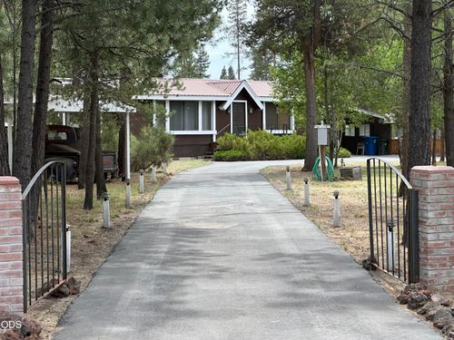 15531 Federal Rd, La Pine, OR, 97739-9418 | Card Image