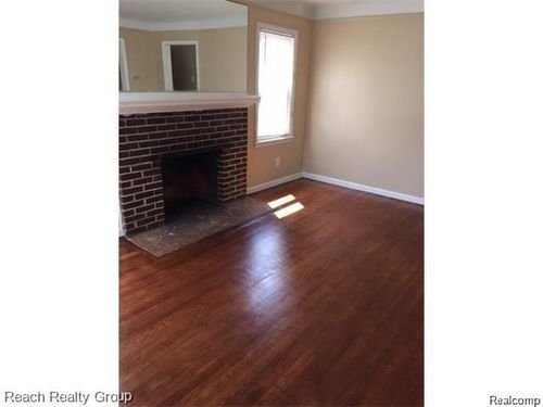2256 E Remington St, Detroit, MI, 48234-1376 | Card Image