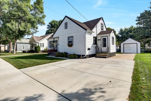 104 5th Ave N, Cold Spring, MN, 56320-1430 | Card Image