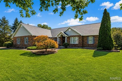 228 Lakeview Drive, Farmington, MO, 63640 | Card Image