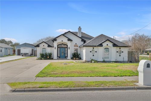 5105 Curtis Clark Dr, Corpus Christi, TX, 78411-4732 | Card Image