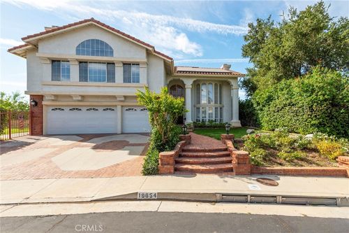 19654 Pine Valley Way, Porter Ranch, CA, 91326-4016 | Card Image
