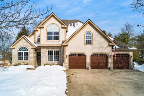 7487 Balfoure Cir, Dublin, OH, 43017-8539 | Card Image