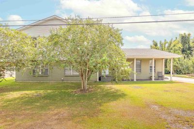 704 Maple Ave, House other with 4 bedrooms, 3 bathrooms and null parking in Houma LA | Image 2