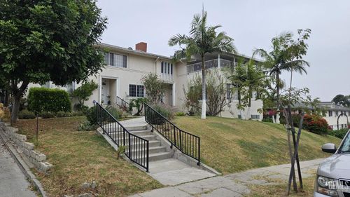 1121 5th Avenue, LOS ANGELES, CA, 90019 | Card Image