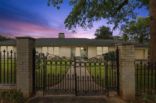 810 N Main St, Sand Springs, OK, 74063-7803 | Card Image