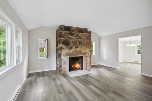 45 Juniper Dr, Mahopac, NY, 10541-5302 | Card Image