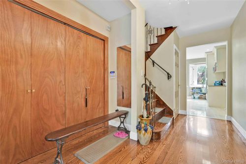 3029 143rd St, Flushing, NY, 11354-2351 | Card Image