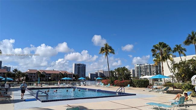 APT-508 - 3800 S Ocean Dr, Condo with 1 bedrooms, 2 bathrooms and null parking in Hollywood FL | Image 31
