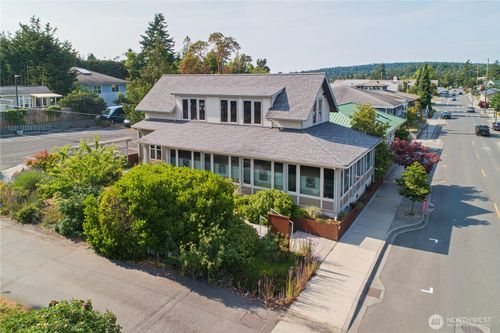 305 Blair Ave, Friday Harbor, WA, 98250-8076 | Card Image