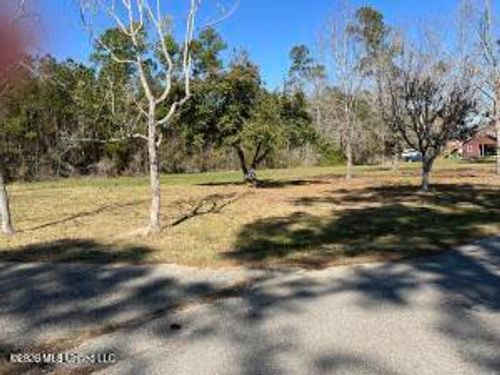 7062 Carlton France Rd, Bay Saint Louis, MS, 39520-3701 | Card Image